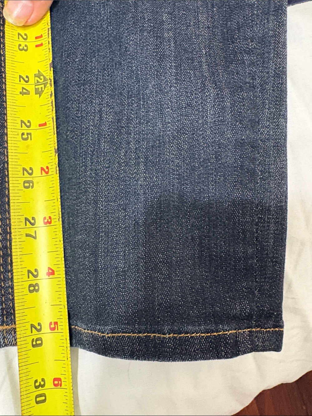 Hudson Jeans Dark Indigo Skinny midrise size 32 Women’s Jeans - Picture 10 of 10